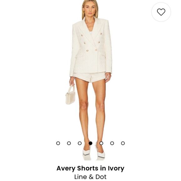 Women's Line & Dot White Shorts Size S